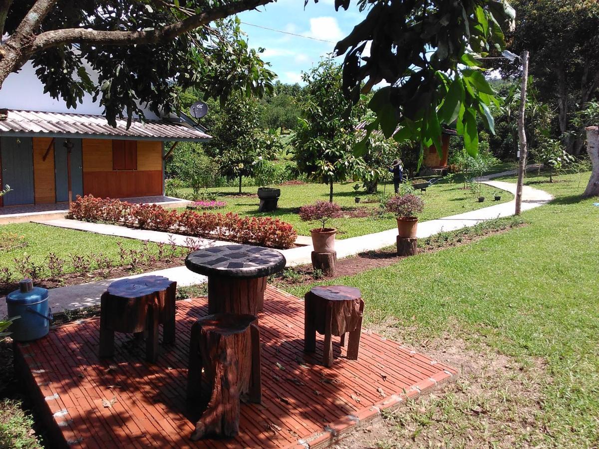 Ban Suan Sukjai Mae Sariang Hotel Exterior photo